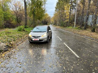 2009 Honda Fit II, серый, 800000 рублей, вид 1