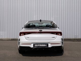 2020 Kia K5 III, белый, 2809000 рублей, вид 4