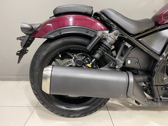 2022 Honda CMX 1100 Rebel, пурпурный, 899000 рублей - вид 19