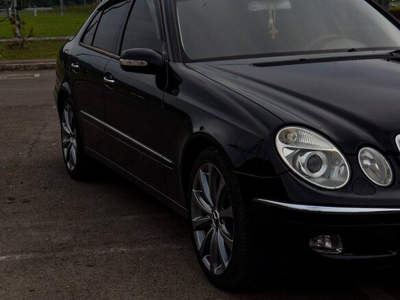 2002 Mercedes-Benz E-Класс 320 III (W211, S211), синий, 1030000 рублей - вид 1