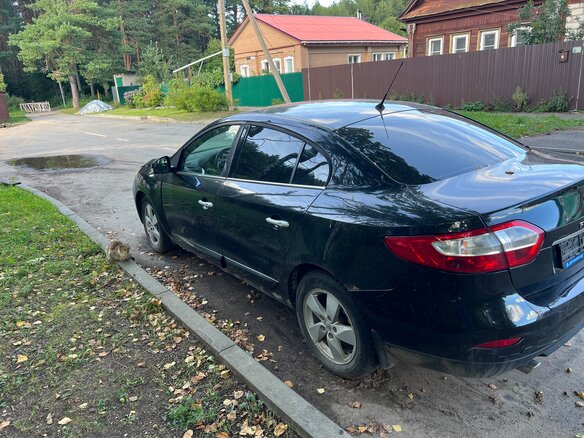 2010 Renault Fluence I, чёрный, 310000 рублей - вид 3