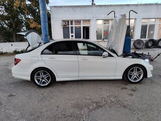 2011 Mercedes-Benz C-Класс 180 BlueEFFICIENCY III (W204) Рестайлинг, белый, 1350000 рублей, вид 5