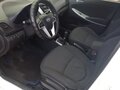 2013 Hyundai Solaris I, белый, 800000 рублей - вид 7