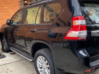 2014 Toyota Land Cruiser Prado 150 Series Рестайлинг 1, чёрный, 7500000 рублей, вид 5