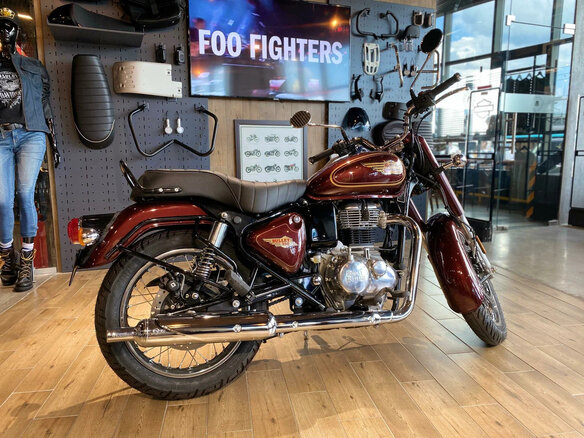 2025 Royal Enfield Bullet 350, красный, 461000 рублей - вид 8