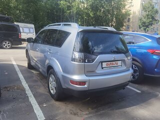 2010 Mitsubishi Outlander II Рестайлинг, серебристый, 1165000 рублей, вид 1