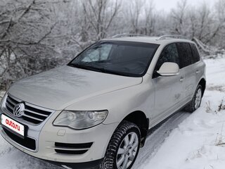 2008 Volkswagen Touareg I Рестайлинг, серебристый, 1200000 рублей, вид 2