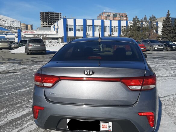 2018 Kia Rio IV, серый, 1510000 рублей - вид 2