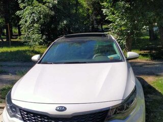 2019 Kia Optima IV Рестайлинг, белый, 2200000 рублей, вид 1