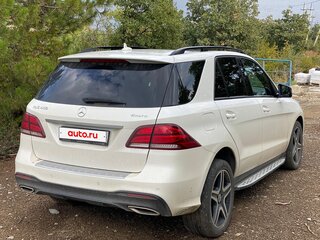 2017 Mercedes-Benz GLE 400 9G-Tronic I (W166), белый, 5200000 рублей, вид 2