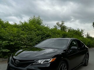 2018 Toyota Camry US Market VIII (XV70), чёрный, 2450000 рублей, вид 1