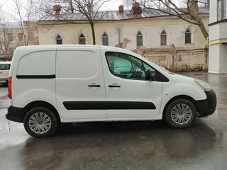 2011 Citroen Berlingo II, белый, 530000 рублей, вид 3