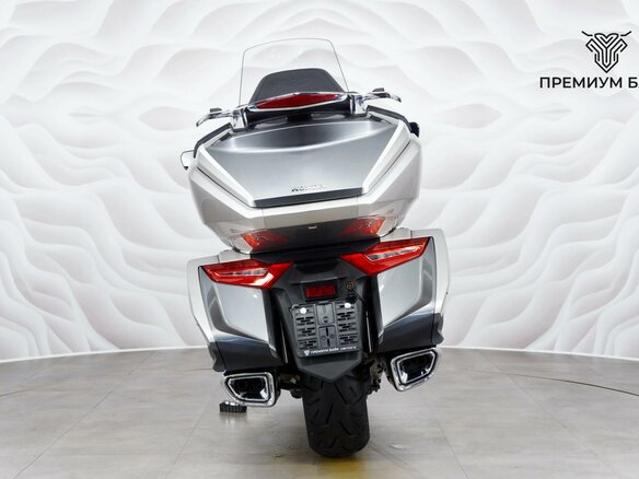 2024 Honda GL 1800 Gold Wing, серебристый, 3177000 рублей - вид 6