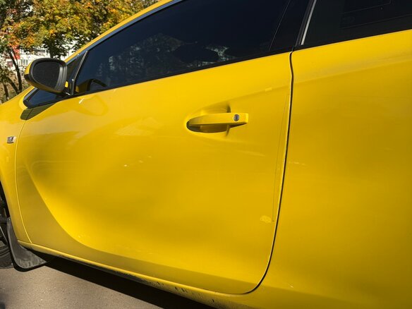 2014 Opel Astra GTC J Рестайлинг, жёлтый, 950000 рублей - вид 12