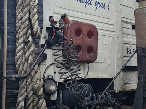 2000 Volvo FH, белый, 2300000 рублей - вид 9