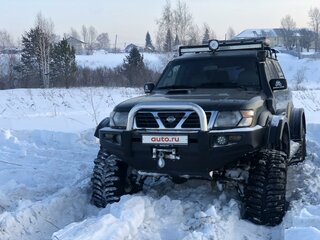 2000 Nissan Patrol V (Y61), зелёный, 3450000 рублей, вид 2