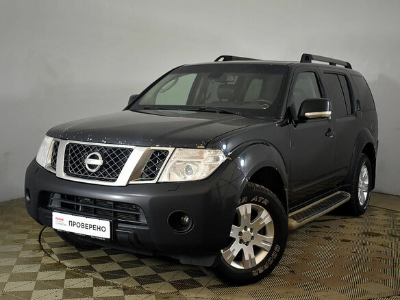 2011 Nissan Pathfinder III Рестайлинг, чёрный