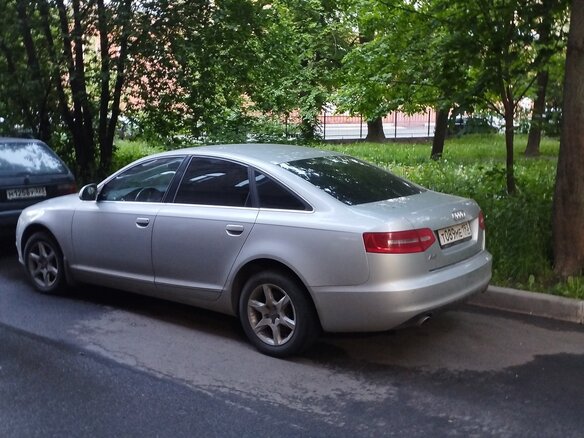 2011 Audi A6 III (C6) Рестайлинг, серебристый, 1800000 рублей - вид 5