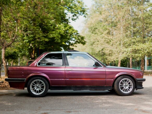 1990 BMW 3 серии 318i II (E30), розовый - вид 13