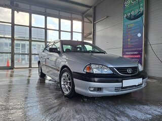 2000 Toyota Avensis I Рестайлинг, серебристый, 450000 рублей, вид 3