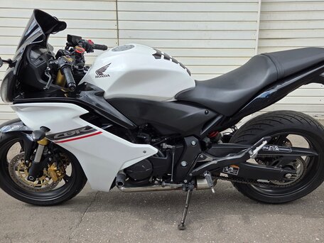 2012 Honda CBR 600F, белый, 620000 рублей, вид 2