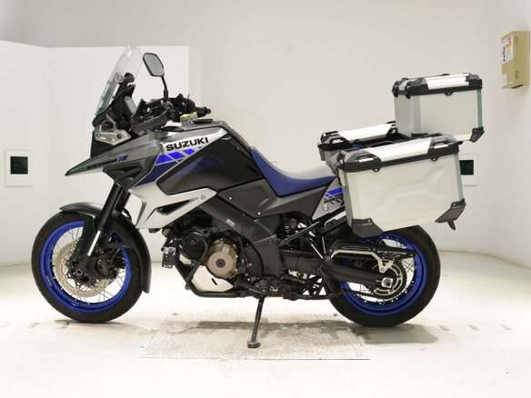 2022 Suzuki V-Strom DL 1050, чёрный, 1100000 рублей - вид 1