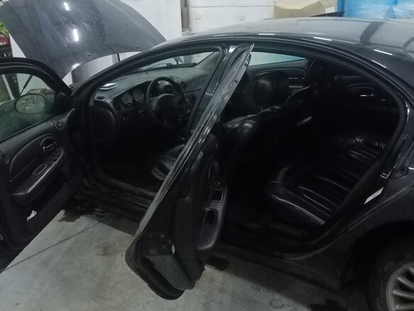 1998 Chrysler 300M, чёрный - вид 13