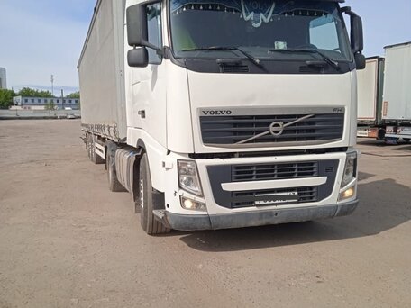 2013 Volvo FH, белый, 5800000 рублей, вид 2