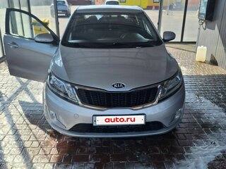 2014 Kia Rio 6-speed III, серый, 690000 рублей, вид 1
