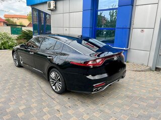 2019 Kia Stinger I, чёрный, 2300000 рублей, вид 4