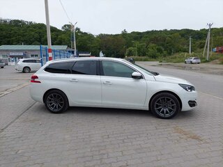 2021 Peugeot 308 II Рестайлинг, белый, 2100000 рублей, вид 5