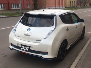 2012 Nissan Leaf I (ZE0/AZE0), белый, 1200000 рублей, вид 3