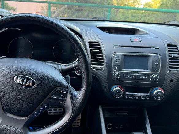 2013 Kia Cerato Koup III, красный, 1250000 рублей - вид 8