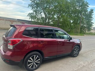 2016 Subaru Forester IV Рестайлинг 2, красный, 2300000 рублей, вид 3