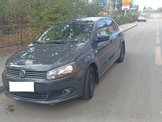 2014 Volkswagen Polo V, серый, 940000 рублей, вид 4