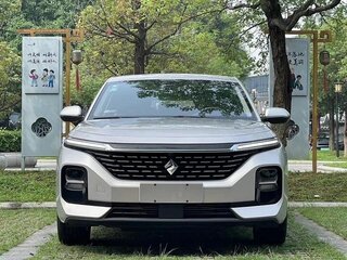 2021 Baojun RC-5, серебристый, 1320000 рублей, вид 2