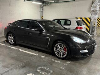 2011 Porsche Panamera Turbo I, коричневый, 3800000 рублей, вид 3