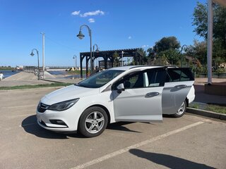 2017 Opel Astra ecoFLEX K, белый, 1100000 рублей, вид 5