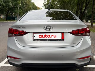 2017 Hyundai Solaris II, серебристый, 1320000 рублей, вид 4