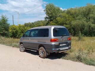 1998 Mitsubishi Delica IV, серебристый, 850000 рублей, вид 3