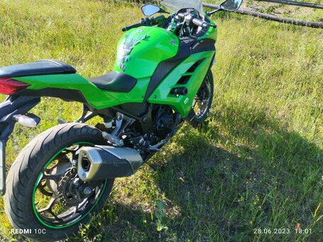 2013 Kawasaki Ninja 300, зелёный, 340000 рублей, вид 4