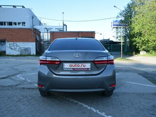 2018 Toyota Corolla XI (E160, E170, E180) Рестайлинг 1, коричневый, 2350000 рублей, вид 4