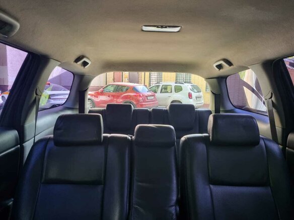 2003 Toyota Wish I, серый, 650000 рублей - вид 7