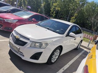 2014 Chevrolet Cruze I Рестайлинг, белый, 900000 рублей, вид 2