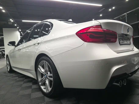 2018 BMW 3 серии 320i xDrive VI (F3x) Рестайлинг, белый, 2700000 рублей, вид 4