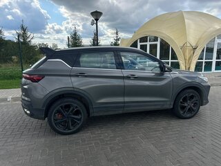 2023 Geely Binyue I Рестайлинг 2, серый, 1920000 рублей, вид 3