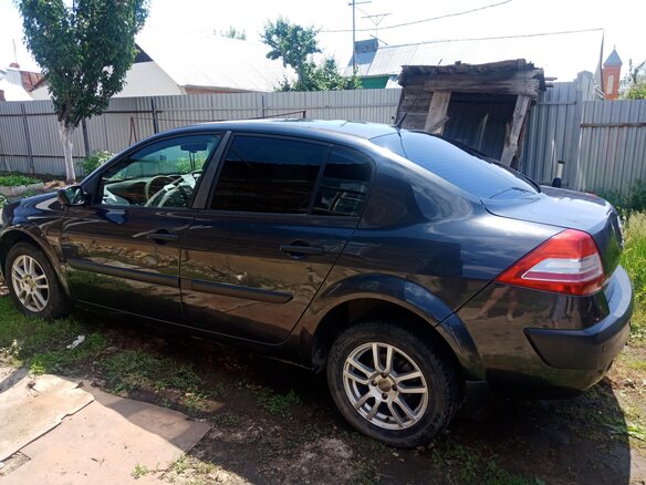 2007 Renault Megane II Рестайлинг, серый, 385000 рублей