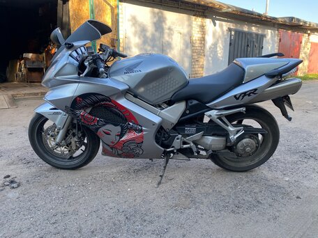 2006 Honda VFR 800, серый, 600000 рублей, вид 2
