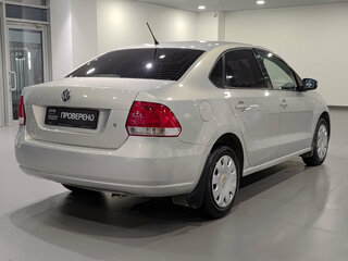 2013 Volkswagen Polo V, серебристый, 700000 рублей, вид 5