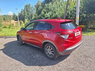 2017 Honda Vezel I, красный, 1850000 рублей, вид 5